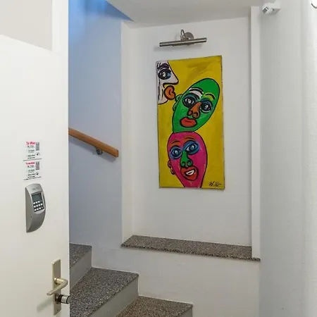 شقة H&h Im Herzen Der Stadt In Der Lange Strasse Geraeumig Ruhig Mit Kueche Und Esstisch