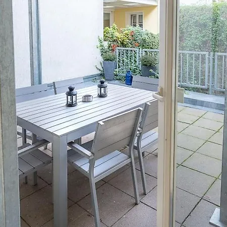 شقة H&h Im Herzen Der Stadt In Der Lange Strasse Geraeumig Ruhig Mit Kueche Und Esstisch *