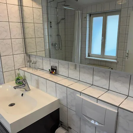 H&h Im Herzen Der Stadt In Der Lange Strasse Geraeumig Ruhig Mit Kueche Und Esstisch Greifswald
