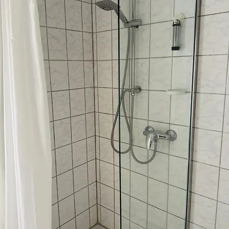 H&h Im Herzen Der Stadt In Der Lange Strasse Geraeumig Ruhig Mit Kueche Und Esstisch Appartamento *